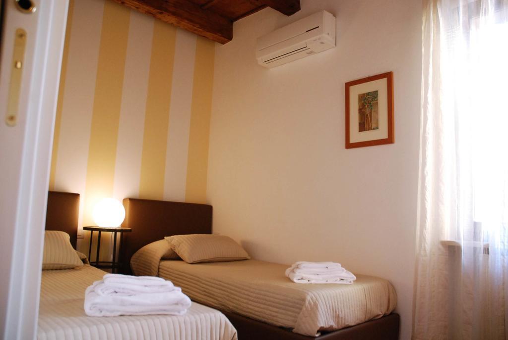 Stella Luxury Home Verona Habitación foto